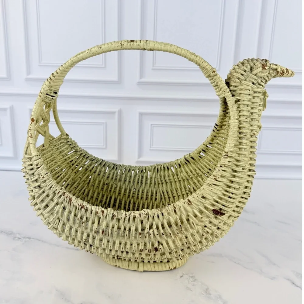 Vintage Cream Painted Chippy Goose Geese Turkey Handled Basket 9.5
